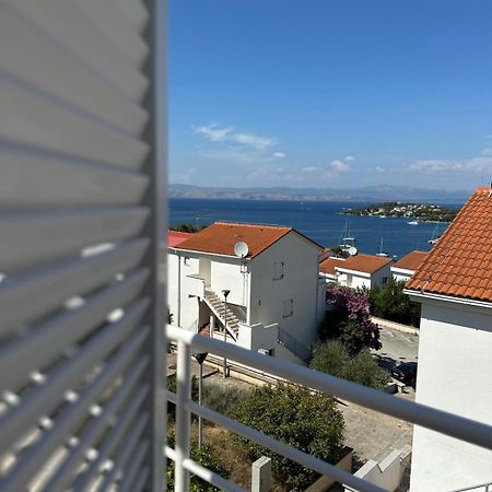 Apartment Benedikt Nečujam Buitenkant foto